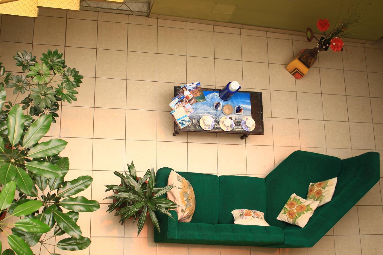 Hostal Killaymi La Pampilla Esterno foto